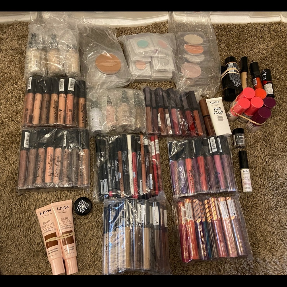 HUGE NYX lot